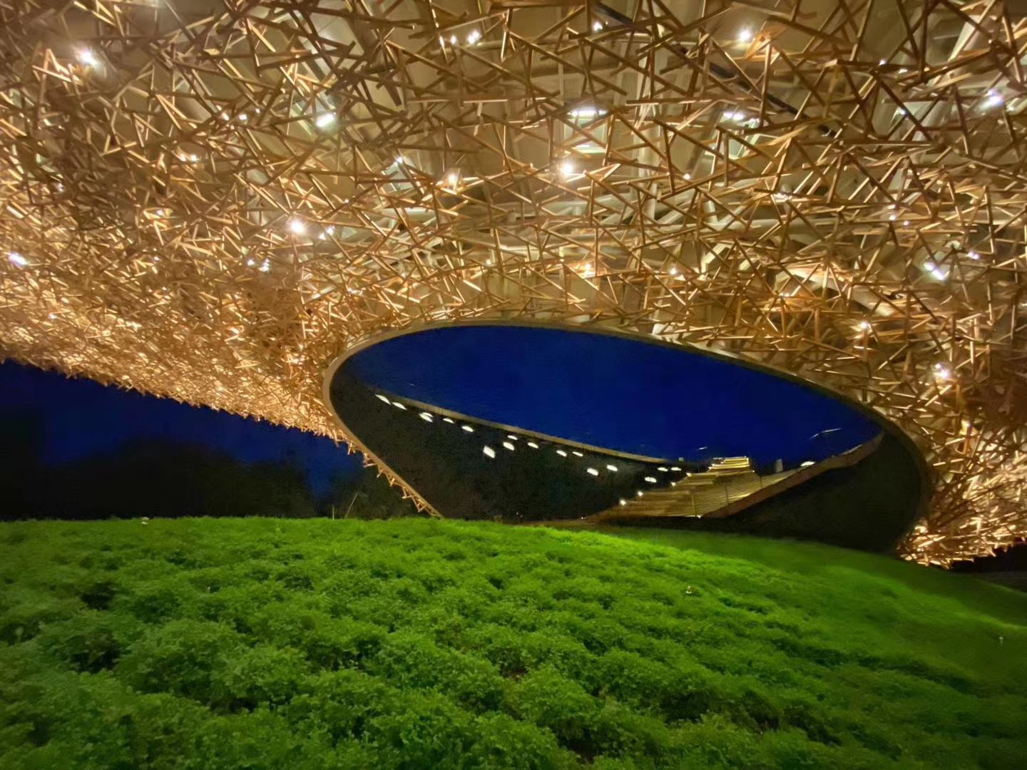 大理網(wǎng)紅拍照打卡地之大理楊麗萍大劇院