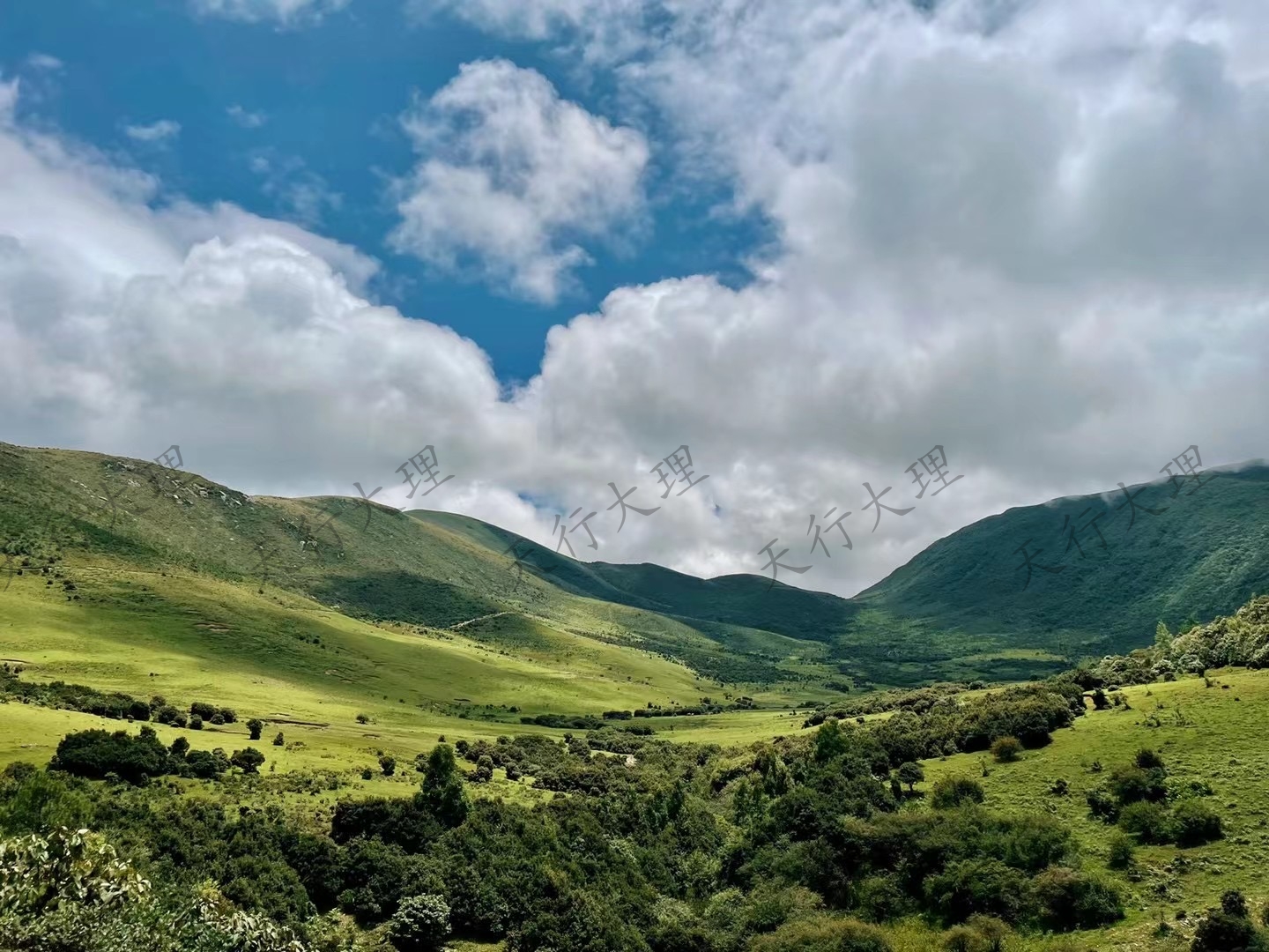 大理洱源鳥吊山徒步露營(yíng)