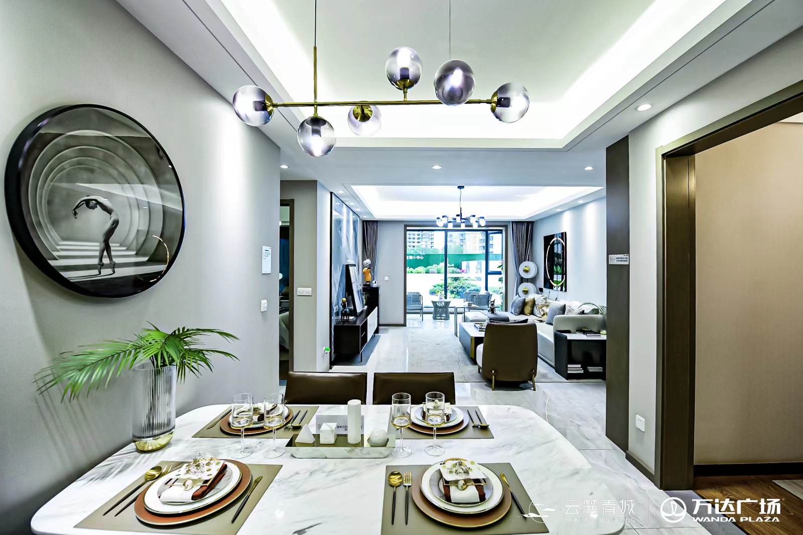 大理攝影攝像：大理云麓青城-萬(wàn)達(dá)廣場(chǎng)-大理圖片直播