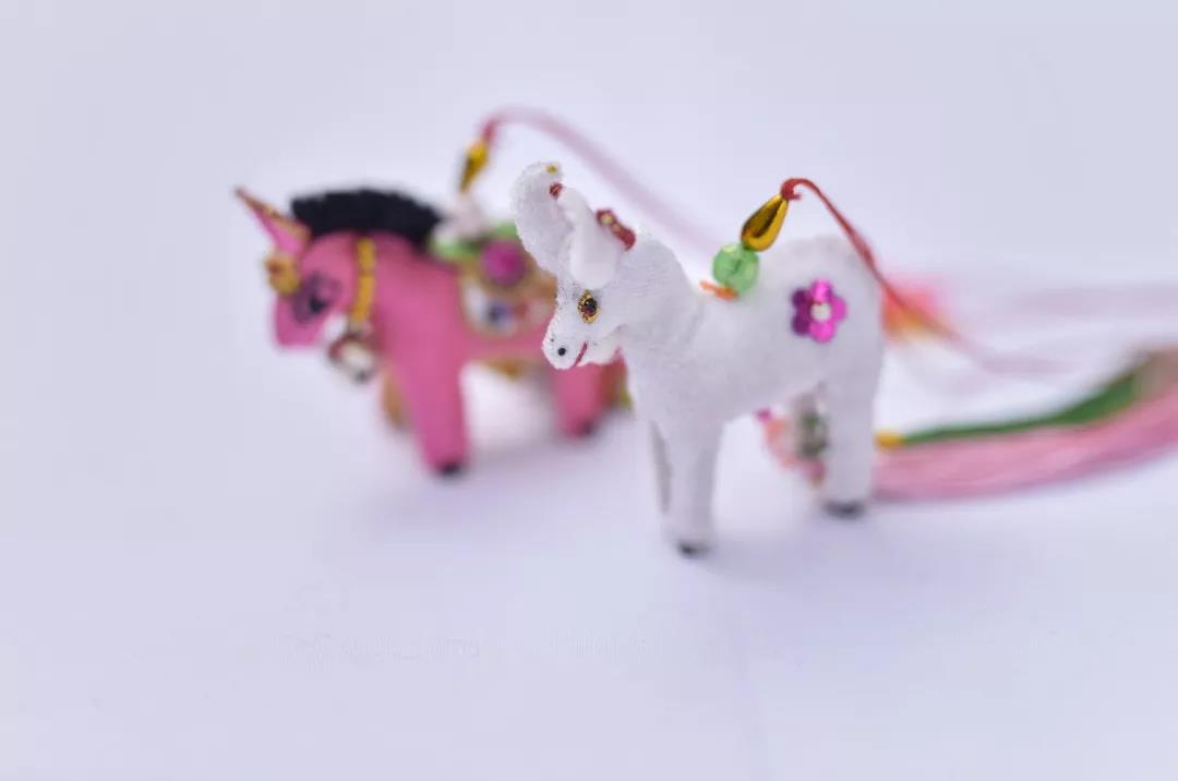 延續(xù)一針一線的信仰，白族傳統(tǒng)民間手工藝制品——劍川布扎    大理傳媒公司