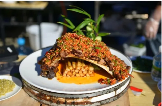 【創(chuàng)意大理】舌尖擺擂，彌渡飲食江湖擺出15套名宴！