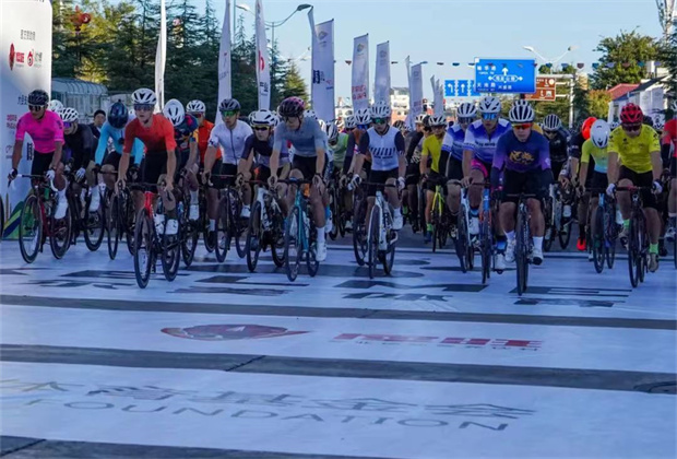 破風(fēng)騎尋，大理環(huán)洱海自行車賽開賽!