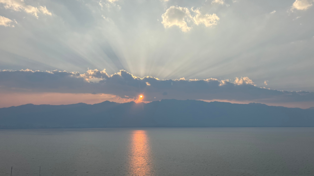 大理策劃公司：2024，和大理一起打開(kāi)美好生活新篇章！